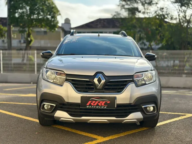 Renault Stepway Zen Flex 1.0 12V Mec. 2025