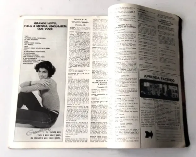 Revista Antiga - Artes Domésticas nº 39 (Figurino Moderno) - Editora Vecchi - 1976