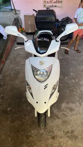 Suzuki Burgman Semi Nova