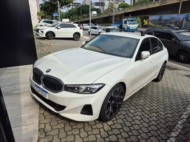 BMW 320I 320i 2024