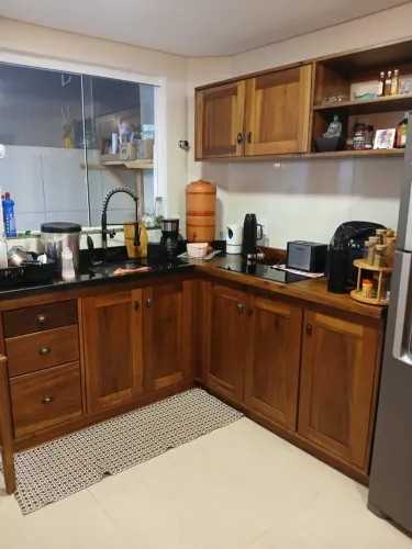 SOBRADO A VENDA DE 2 DORMS. RIBEIRÃO DA ILHA POR R$ 480 MIL