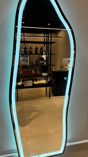 Espelho CEBRACE 4 mm Prata com LED e touch quente