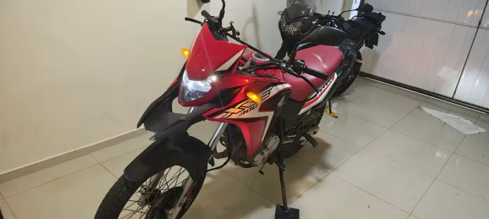 XRE 300 raly