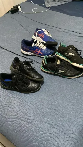3 tênis de futsal em ótimo estado joma $ 350 asics $ 250 Nike tiempo $ 500