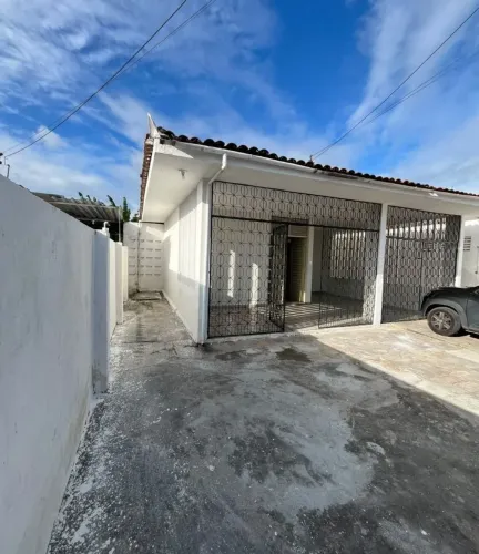 Casa com 3 dormitórios à venda, 143 m² por R$ 425.000,00 - Cristo Redentor - João Pessoa/P
