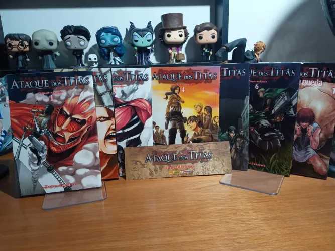 Ataque dos Titãs (Shingeki no kyojin) Vols 1 ao 6 + spin off vol 1