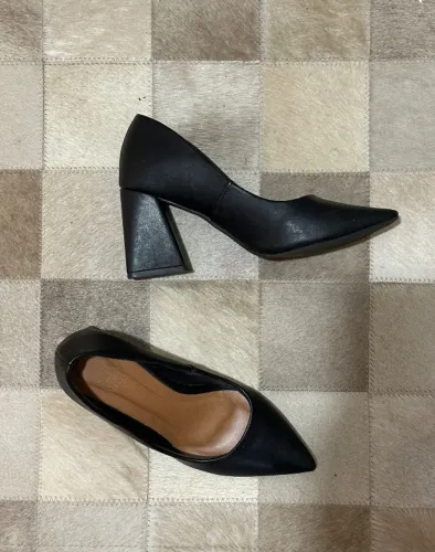 Sapato scarpin salto grosso