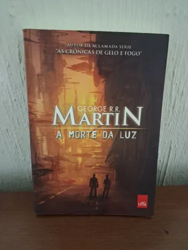 A Morte da Luz de George R R Martin Livro em Bom Estado FAÇO OLX PAY