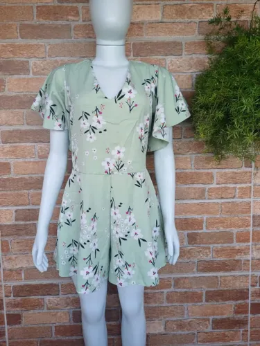 Macaquinho verde florido 