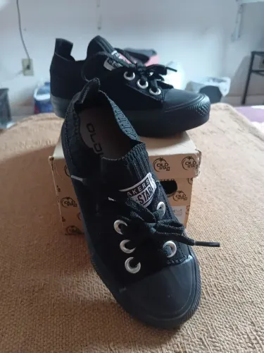 Tenis infantil
