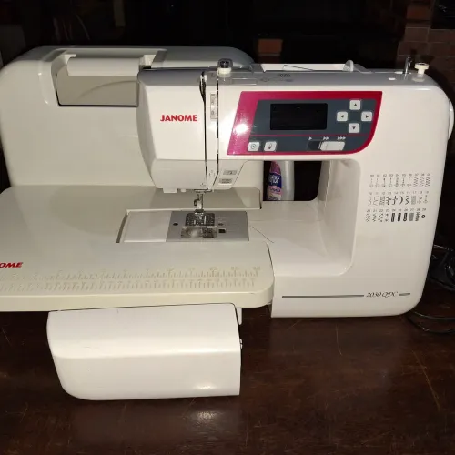 Maquina de Costura 