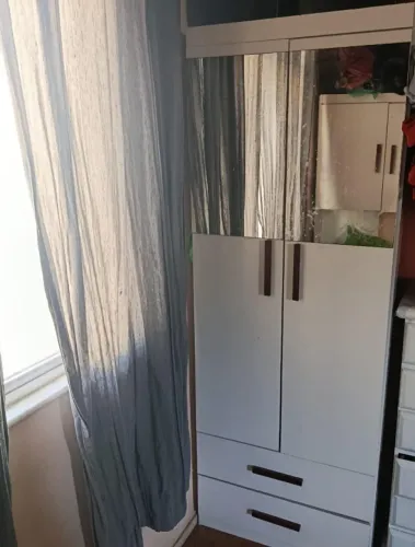Guarda-roupa de solteiro