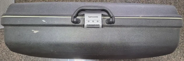 Mala Samsonite Oyster grande rígida 85,5 litros com rodas