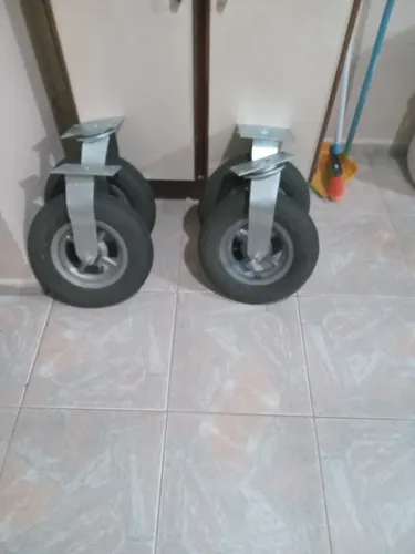 Rodas para carrinho plataforma
