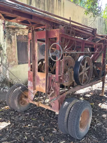 Vendo Máquina Juper percursora para Poços Artesianos