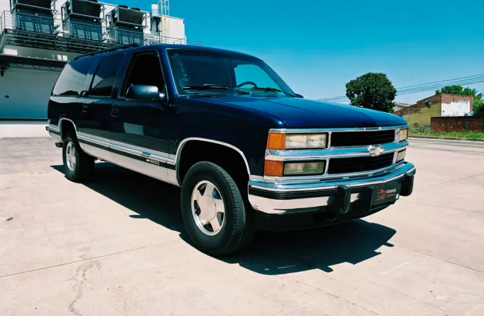 Chevrolet Suburban 5.7/6.5 V8/5.3 V8 1994