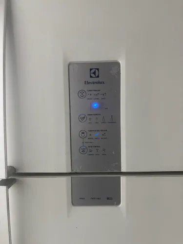 Geladeira Electrolux DFN52 460L Usada