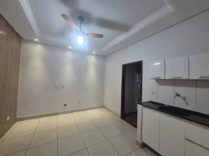 Casa no setor Negrão de Lima