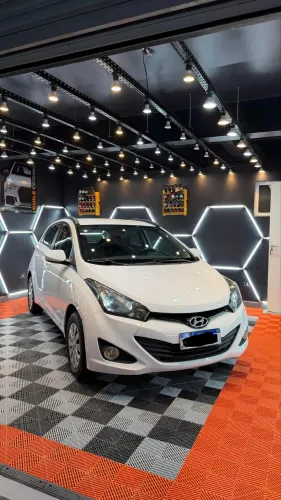 Hyundai HB20 C.style/c.plus 1.6 Flex 16V Aut. 2014