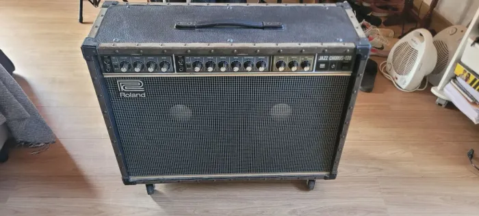 Roland jazz chorus 120