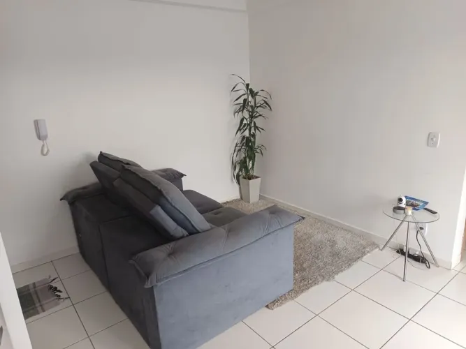 Apartamento com 2 Quarto(s) e 1 banheiro(s) para Alugar, 47 m² por R$ 1555 / Mês