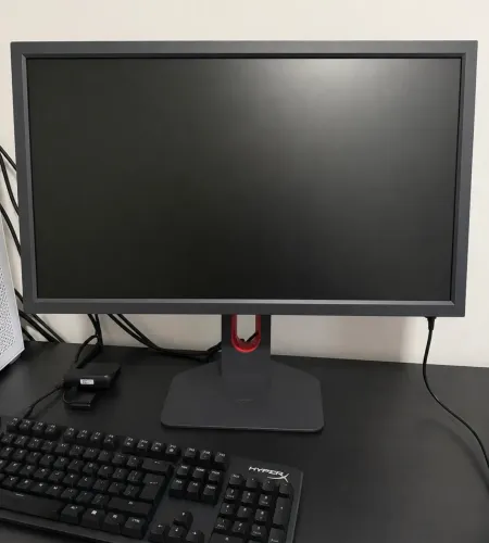 Monitor zowie benq Xl2411k 144hz com DyAc