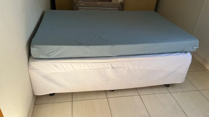 Cama box casal mais colchão 