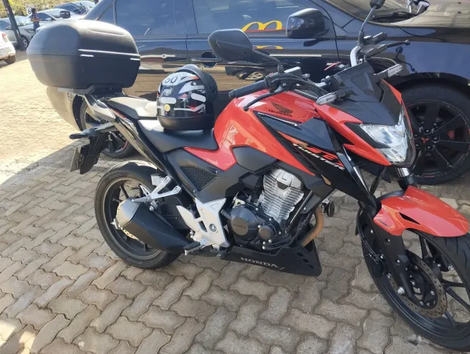 Twister CB300F 2024 ABS