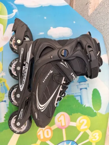 Vendo patins Traxart Faster preto número 41