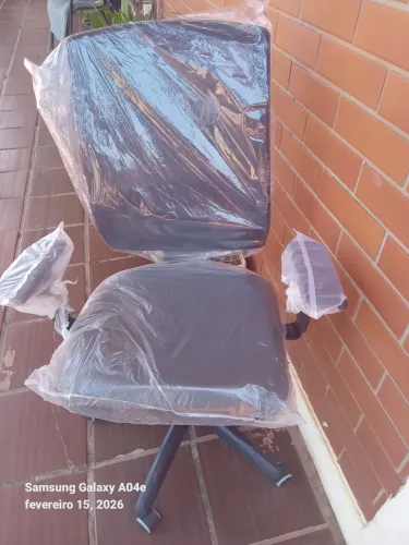 Cadeira para escritório parcelo no cartão en santa bárbara e Americana entrego