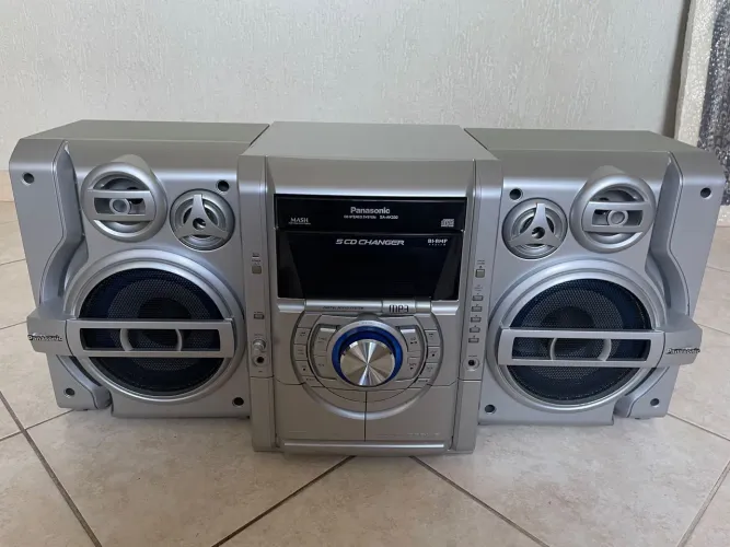 Mini System Panasonic SA-AK330- seminovo e em perfeito estado