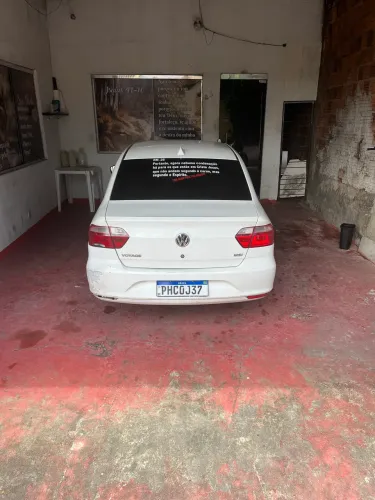 Volkswagen Voyage Trendline 1.6 T.flex 8V 4P 2015