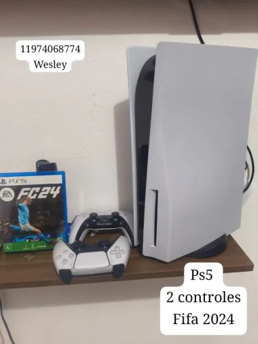 PS5 slim + 2 Controles e 1 jogo de Midia
