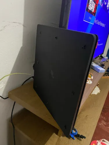 PlayStation 4 slim 1tb de armazenamento