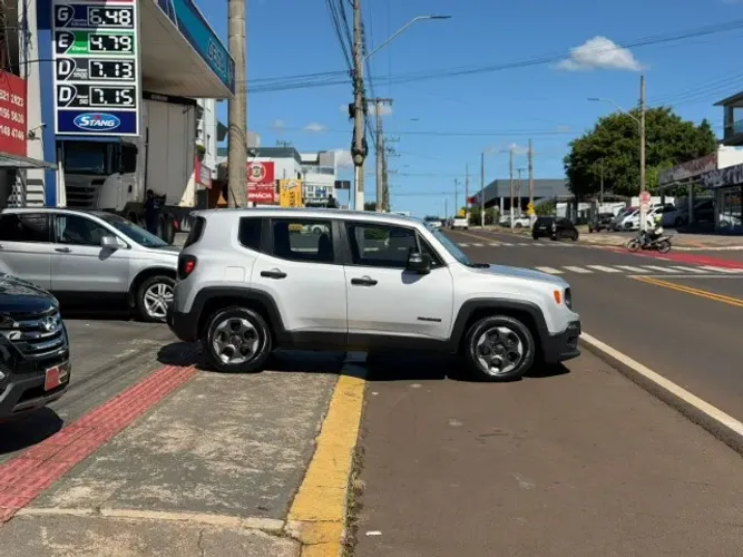 Jeep Renegade Sport 1.8 4X2 Flex 16V Aut. 2016