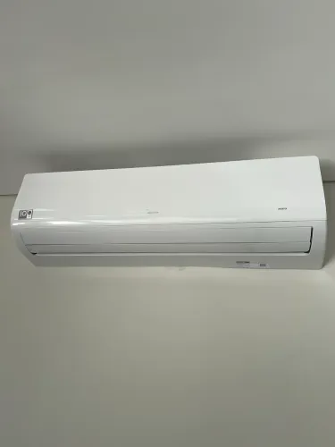 3 Ar condicionado 30.000 btus 1 com 8 meses de uso 