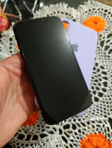 iPhone XR está impecável apenas 680,00