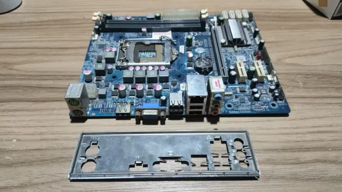 Placa Mae 1155 Ddr3 Sti H61h2-m2 Segunda Geracao