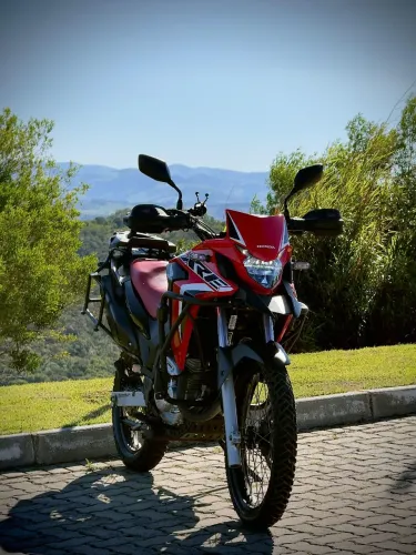 XRE 300 Rally ano 2022 km 13500