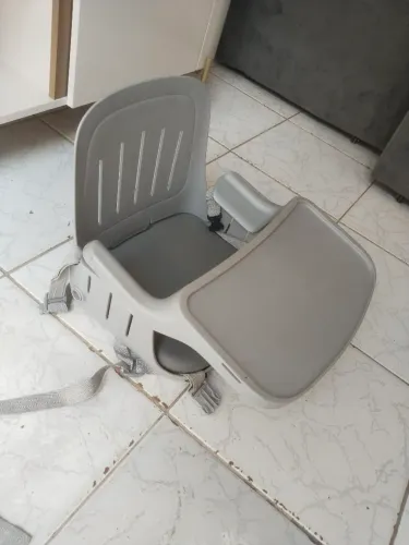 Bebê conforto e cadeirinha de alimentação