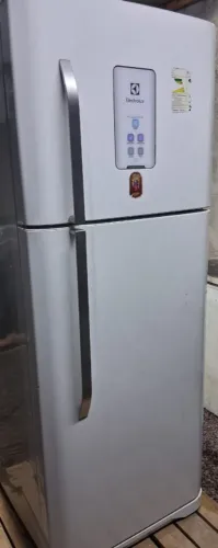 Geladeira Electrolux frost free