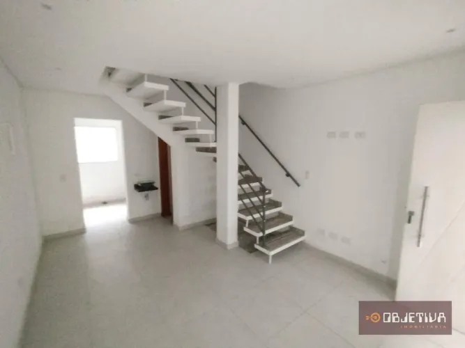 Casa com 2 dormitórios para alugar, 70 m² por R$ 2.070/mês - Vila Urupês - Suzano/SP
