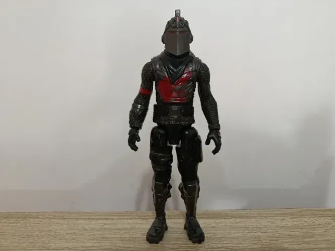 Boneco Cavaleiro Negro - Fortnite