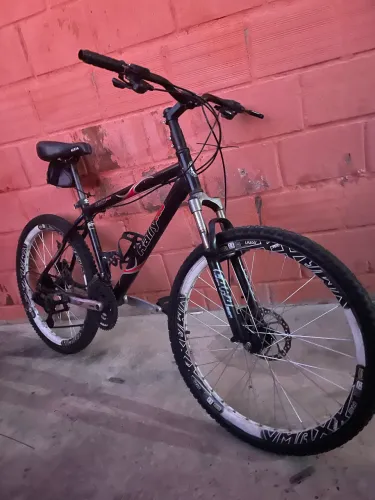 Rally Gios aro 26 freio Hidráulico