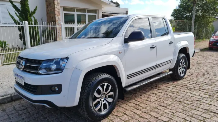 Volkswagen Amarok T. Dark Label CD 2.0 4X4 Dies AUT 2015