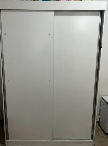Guarda roupa bom mas com problemas