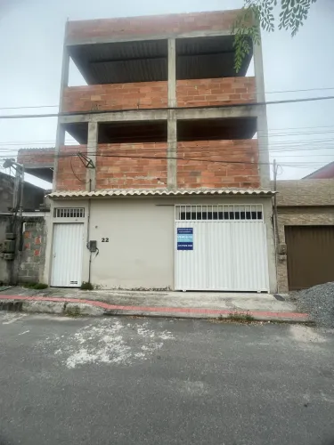Casa com 3 pavimentos aceito troca e veículo 