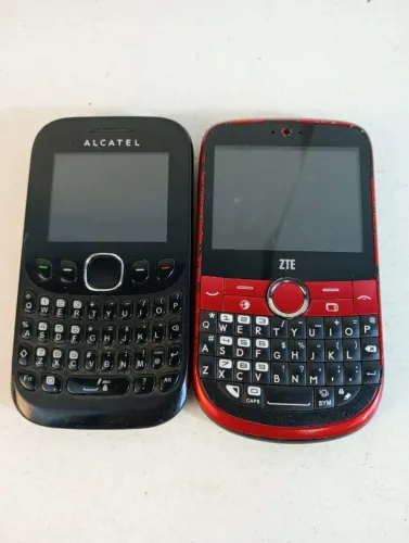 Lote 2 Celulares Antigos Qwerty Sucata Pecas Alcatel E ZTE