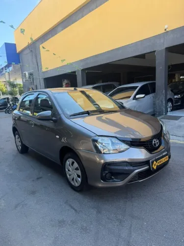 Toyota Etios X 1.3 Flex 16V 5P Mec. 2020