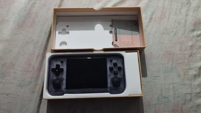 Console retro portátil Anbernic